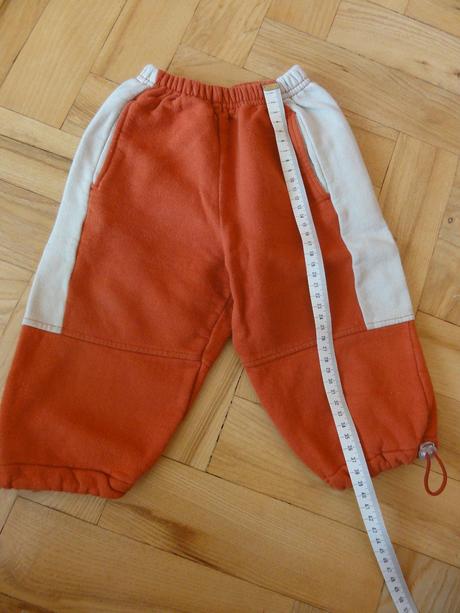 Tepláková souprava oranžovobéžová, 74