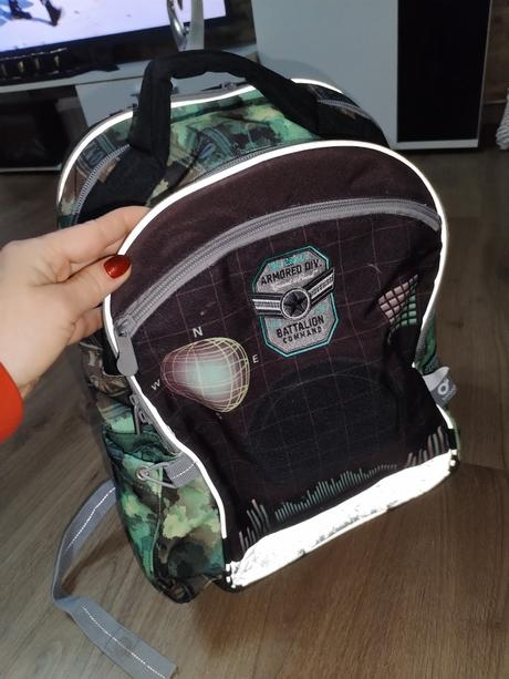 Chlapecký školní batoh topgal ve skvělém stavu,