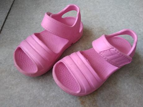 Sandále,sandálky, f&f,23