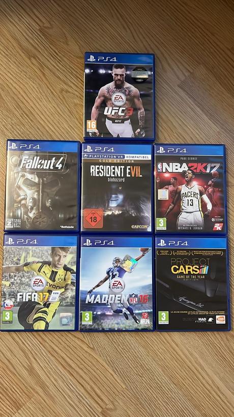 Sony playstation 4 slim, 500 gb , 2 ovladače+7her, 