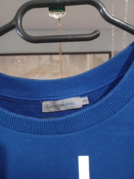 Královsky modrá mikina calvin klein xs/158-164, calvin klein,158