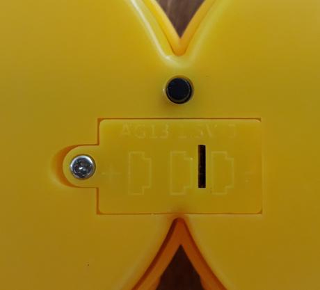 Blikající a svítící mimoňské oči-čelenka., 