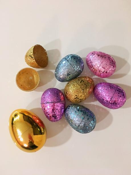 Velikonoční dekorace - vajíčka,