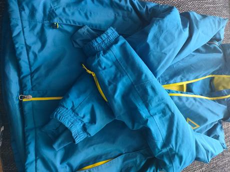 Zimní bunda velikost 145/152, crivit,146