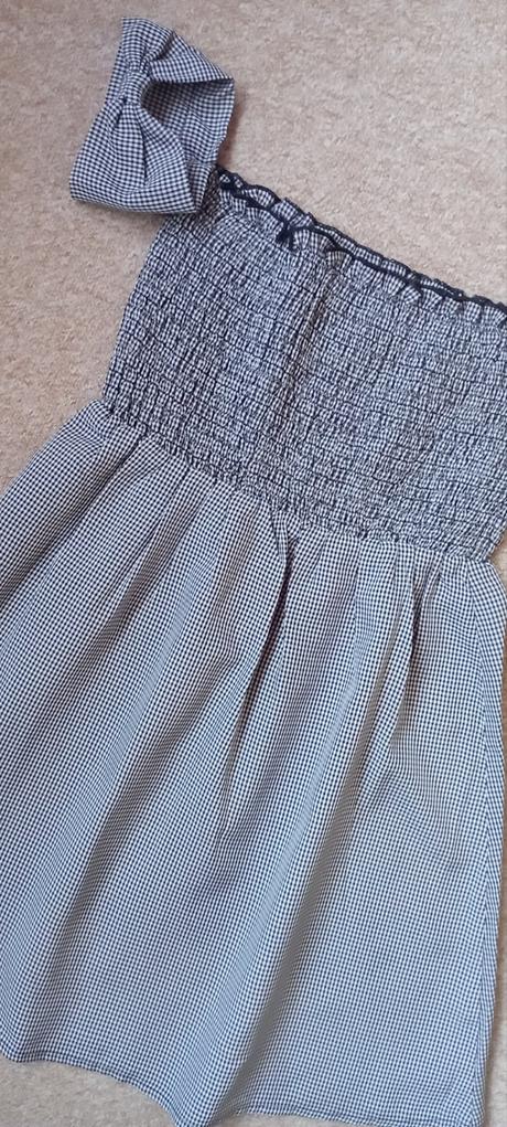 Šaty zn."shein" vel."130", 128