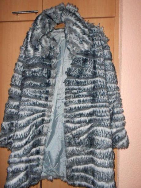 Luxusní elegantní kožíšek, 40