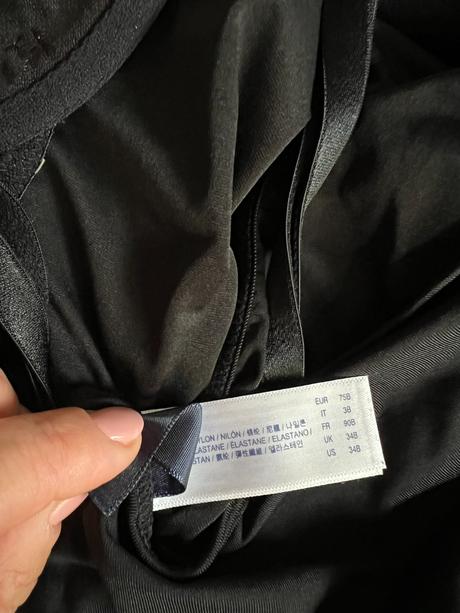 Tílko & top s všitou podprsenkou 75b vel. s/m, m