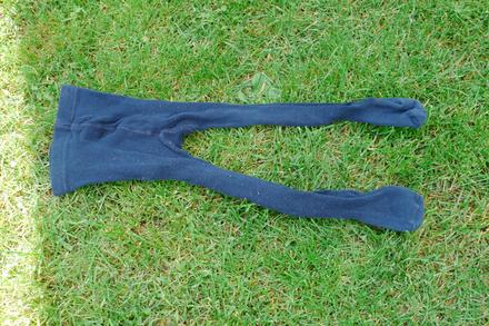 Tmave modre puncochy, 98