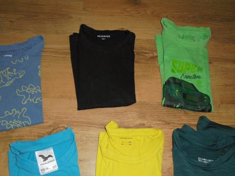 Trička, vel. 128/134, 128