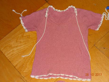 Dívčí souprava, 128