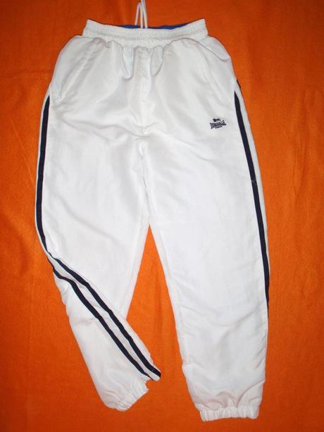 Krásné bílé, lonsdale,152