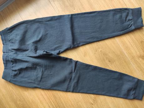 Tepláky, vel. 146, 146