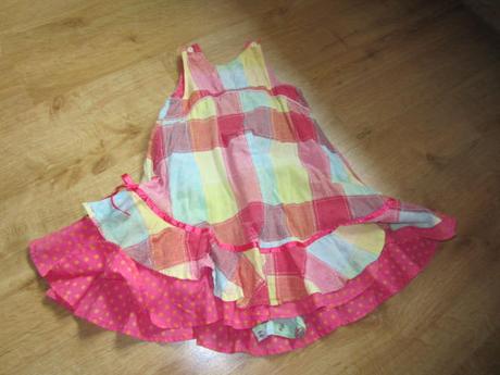 Šaty se všitými kalhotkami oilily, 104