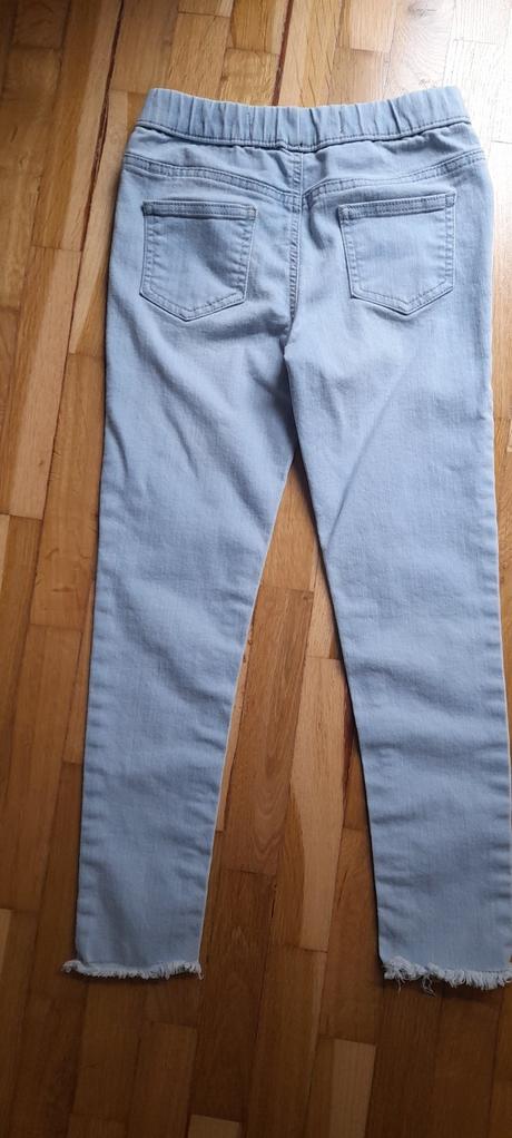 3x dívčí džegíny, 140