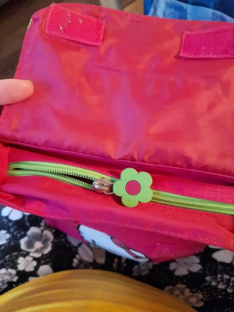 Taštička, kabelka sanrio hello kitty vínová,