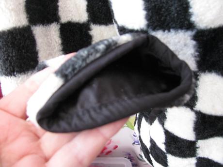 Dámská bunda s kapucí s umělé kožešiny, m