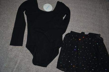 Nádherný cvičební gymnastický trikot na 4-6l., 110 / 116 / 122