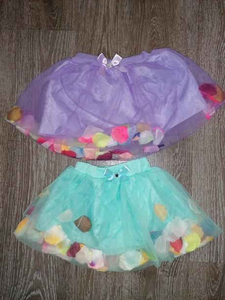 Sukýnky s lístečky, 116