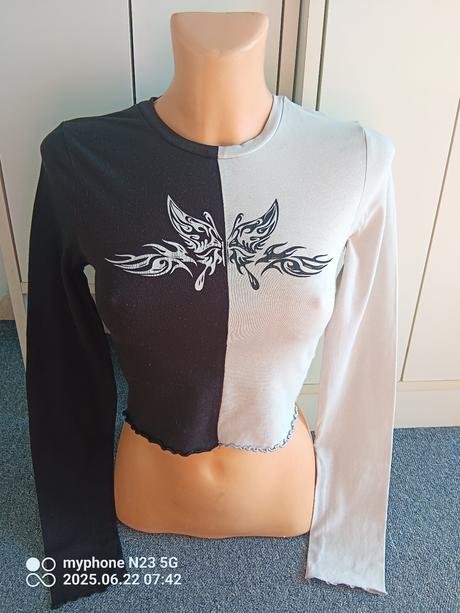 Crop-top zn."fb sister" vel "xs", xs