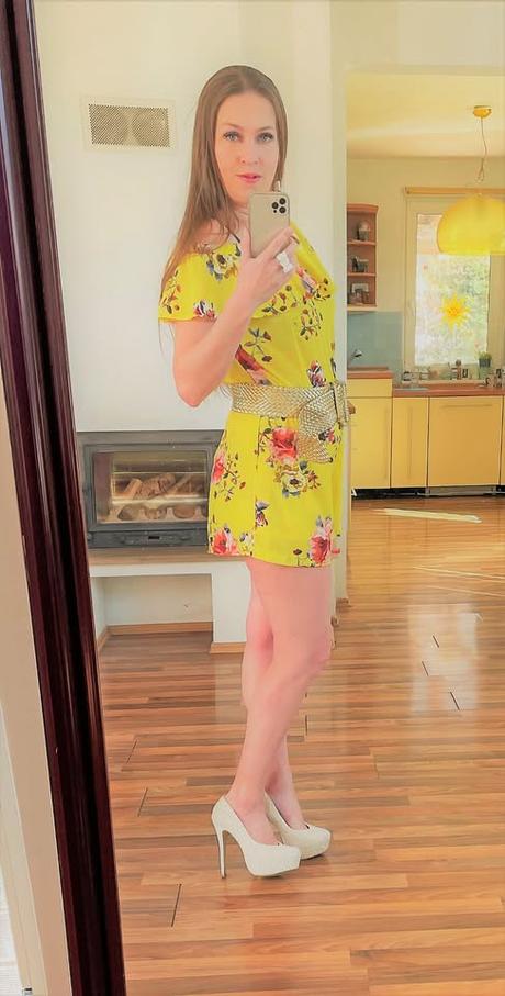 Nový žlutý overal s volánem, vel l-xxl, l / xl / xxl