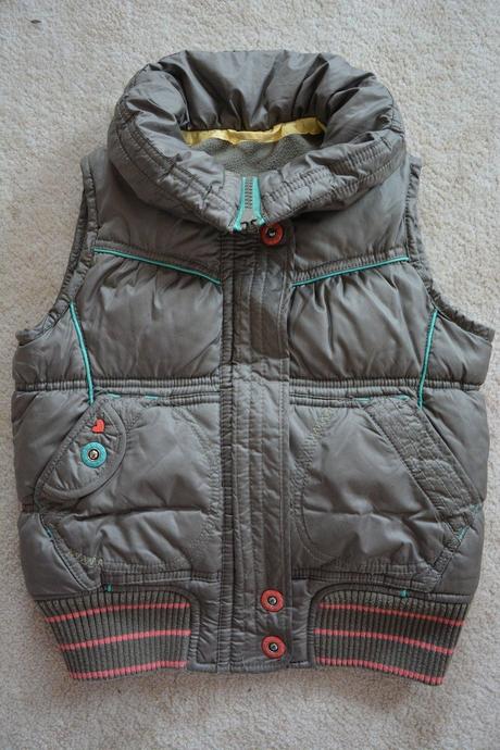 Khaki vesta, next,116