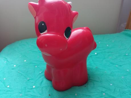 Retro pískací hračka-kravička,