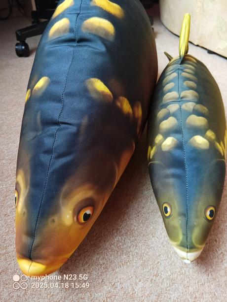 Polštář kapr lysec zn."gaby" vel."62cm+90cm",