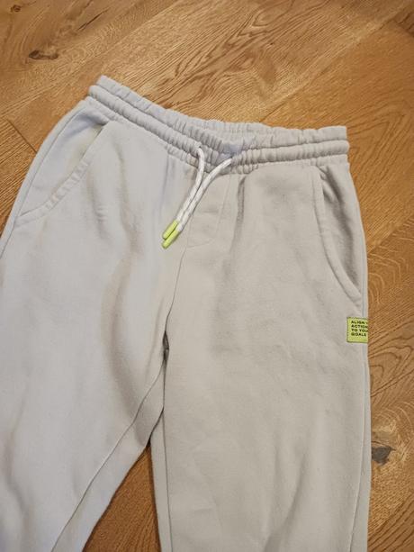 Reserved zateplené tepláky č.140, reserved,140