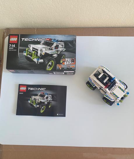 Lego technic set 42047,