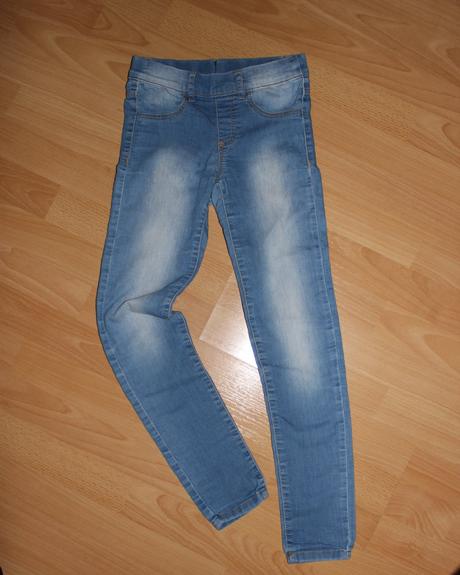 Rifle, džíny, slimky, takko,158