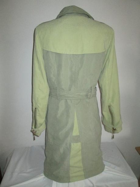Lehčí kabát v odstínech zelené na vel.s-m., m
