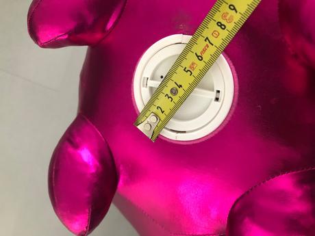 Pokladnička maxi veselé prasátko zářivě růžové, 