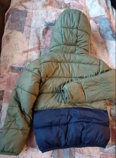 Prošívaná bunda vel.122, lupilu,122