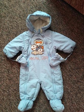 Zimní kombinéza s rukavicemi, 80