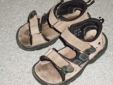 Sandálky, bären-schuhe,26