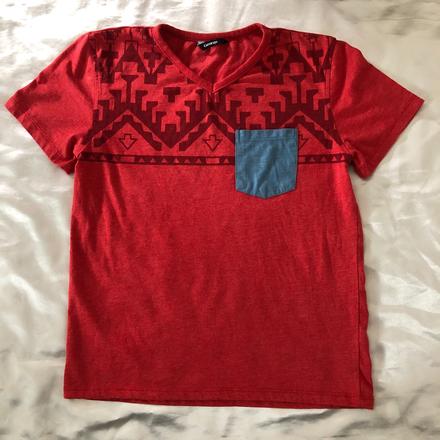 Červené pyžamové triko s kapsou, 146