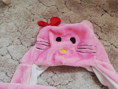 Dívčí čepice, 68