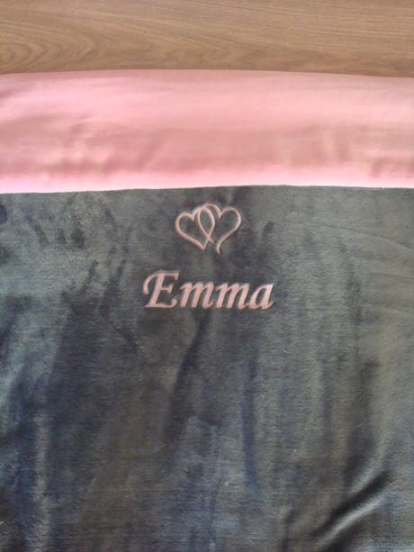 Deka s výšivkou na přání- více barev a obrázků, 