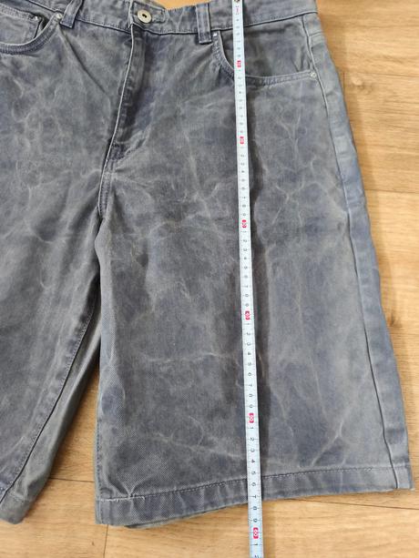 Kraťasy bershka, bershka,40