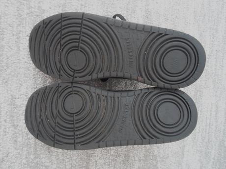 Černé kotníčkové boty tenisky botasky, nike,39