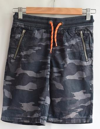 Kraťasy vel. 134, c&a,134