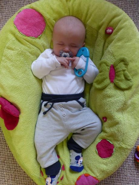 Vak pinkie + hrad zámek zrcadlo,