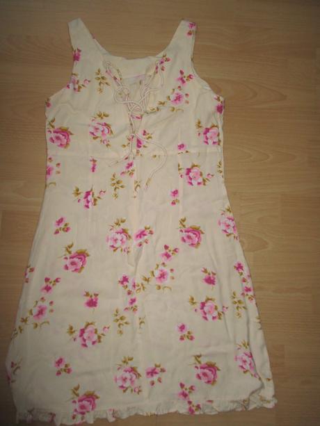 Letní šaty s kytkama vel.34-158, 152
