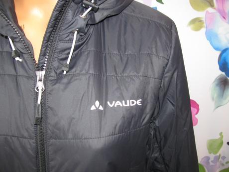 Dámská černá prošívaná bunda s kapucí vaude, m