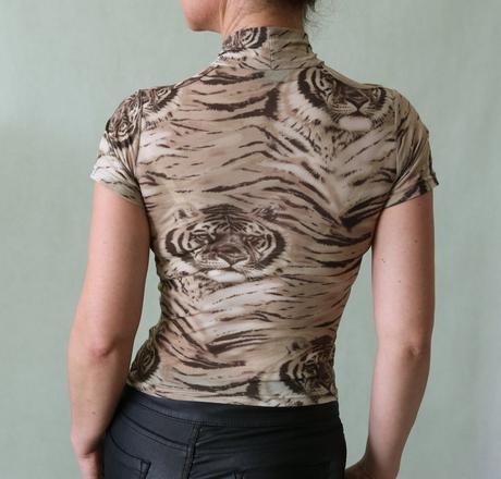 Tričko / roláček s tygříky c&a vel.xs, c&a,xs