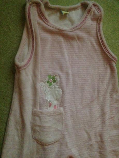 Dívčí dupačky, 62