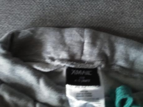 2x tepláky, dopodopo,92