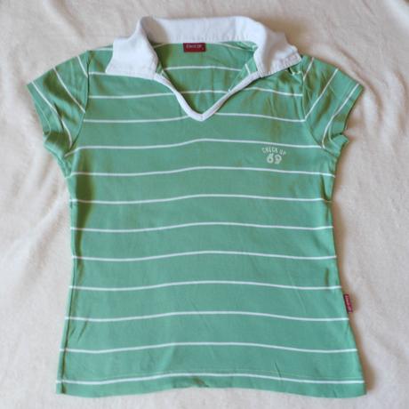 Zelene tricko s pruhy a bilym limeckem , xs