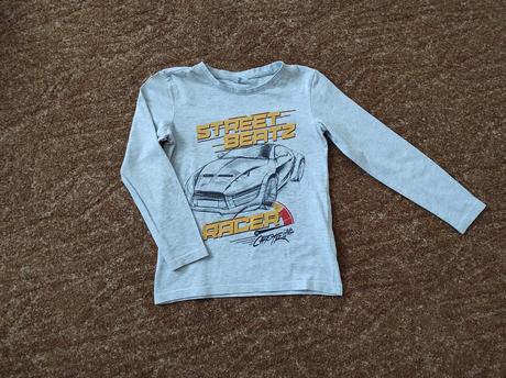 Triko 134/140, chapter young,134