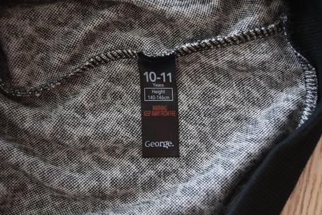 Mikina vel. 10 - 11 let, george,146